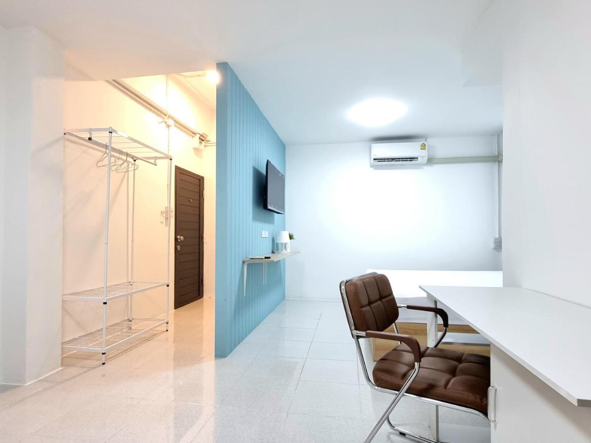 The Zai Apartment Ban Krathum Lom Buitenkant foto