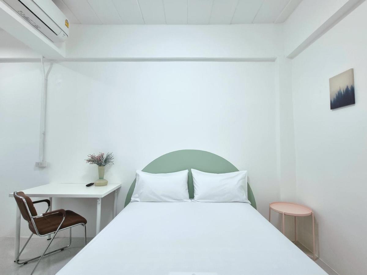 The Zai Apartment Ban Krathum Lom Buitenkant foto