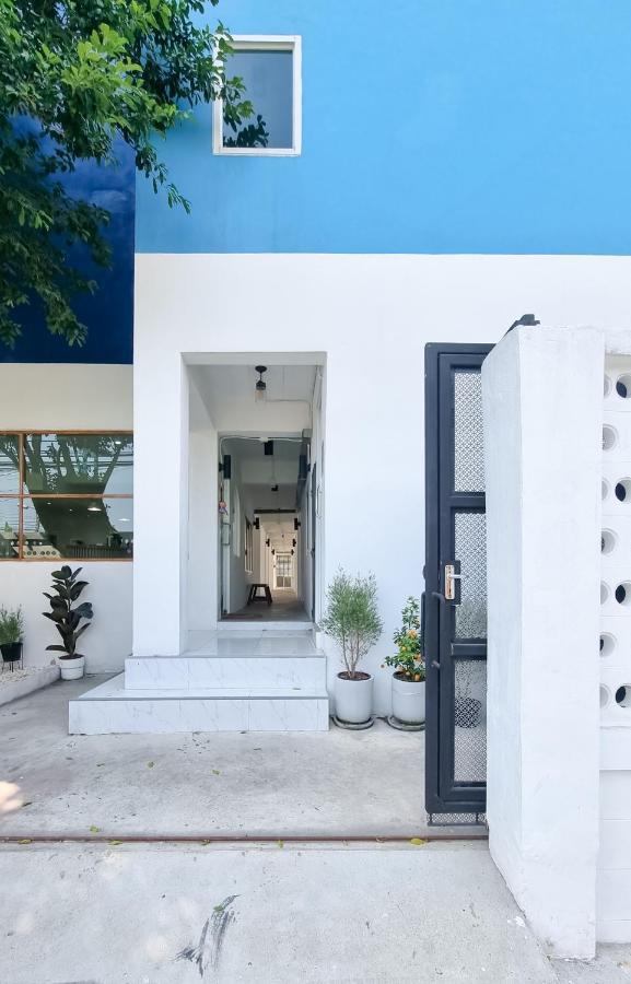 The Zai Apartment Ban Krathum Lom Buitenkant foto