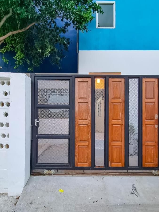 The Zai Apartment Ban Krathum Lom Buitenkant foto