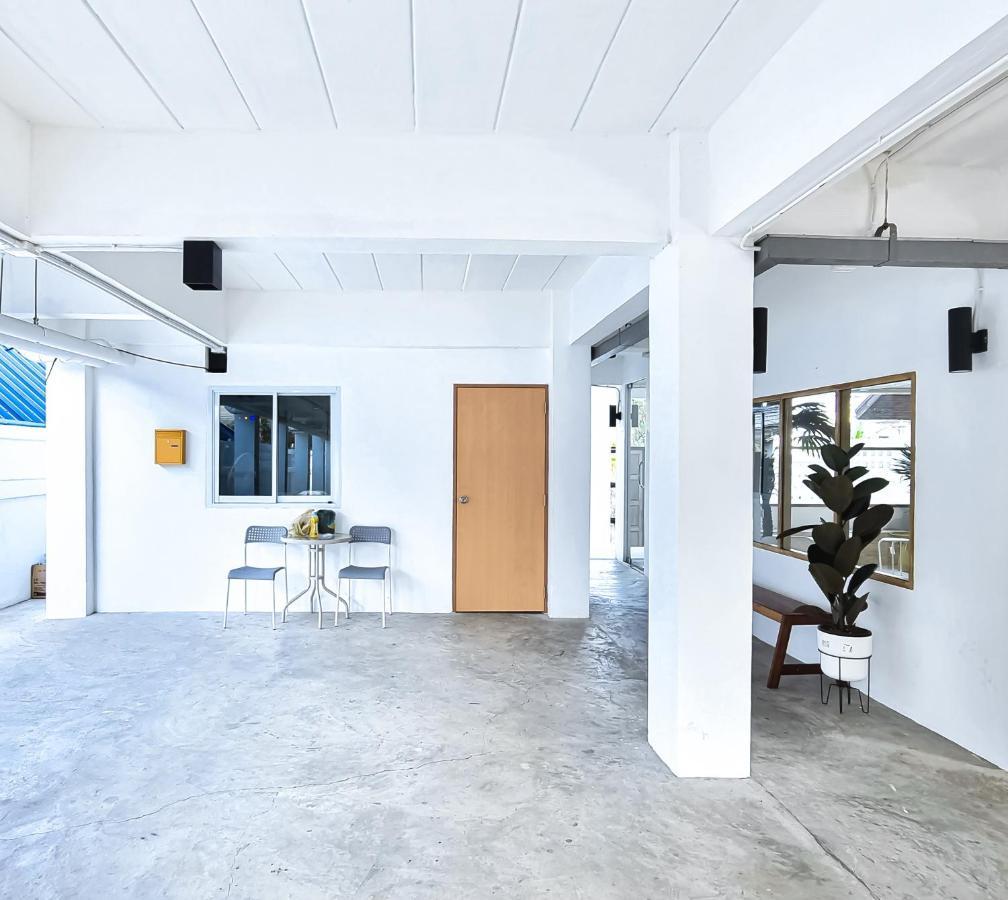 The Zai Apartment Ban Krathum Lom Buitenkant foto