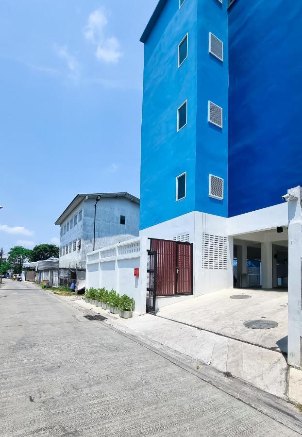 The Zai Apartment Ban Krathum Lom Buitenkant foto